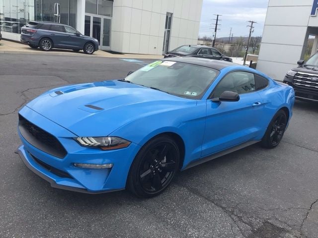 2022 Ford Mustang EcoBoost