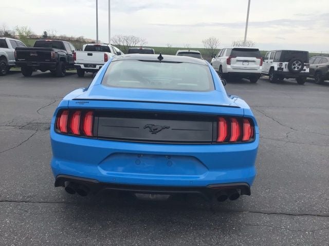 2022 Ford Mustang EcoBoost