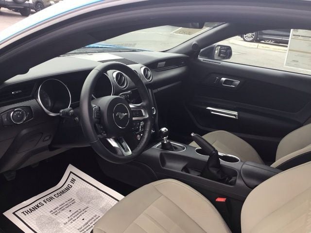 2022 Ford Mustang EcoBoost