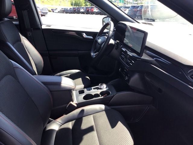 2025 Ford Escape ST-Line Elite