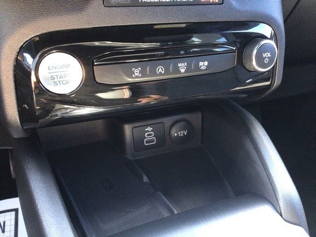 2025 Ford Escape ST-Line Elite