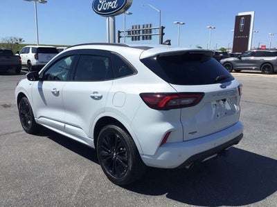 2025 Ford Escape ST-Line Elite