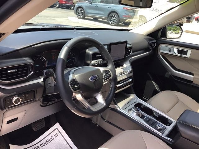 2023 Ford Explorer XLT