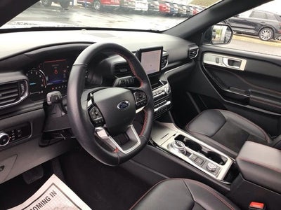 2023 Ford Explorer ST-Line
