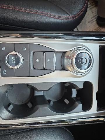 2024 Ford Explorer ST-Line