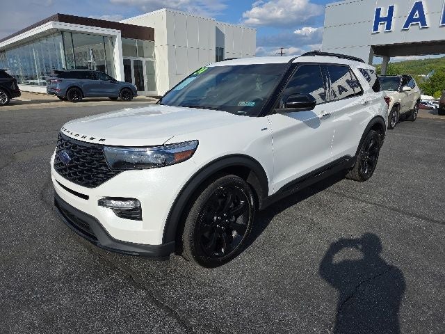 2024 Ford Explorer ST-Line