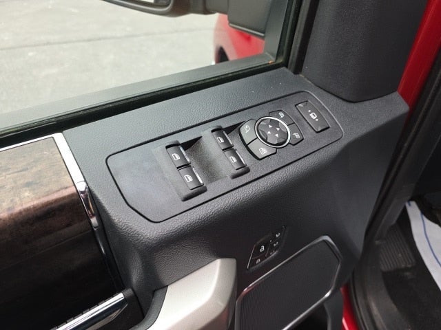 2022 Ford F-350SD Lariat