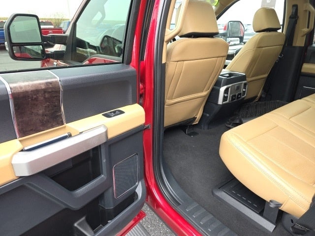 2022 Ford F-350SD Lariat