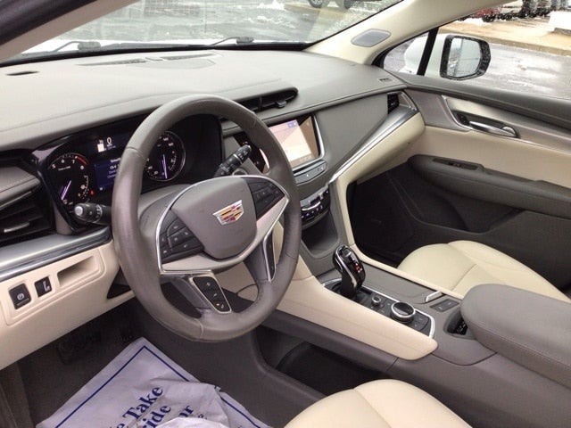 2021 Cadillac XT5 Premium Luxury