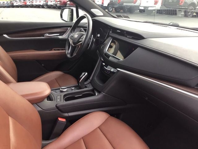 2022 Cadillac XT5 Sport