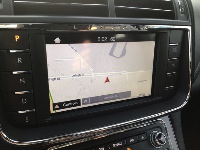 2018 Lincoln Continental Select