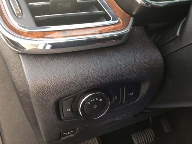 2018 Lincoln Continental Select