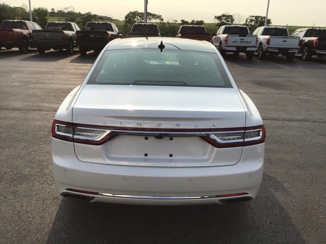 2018 Lincoln Continental Select