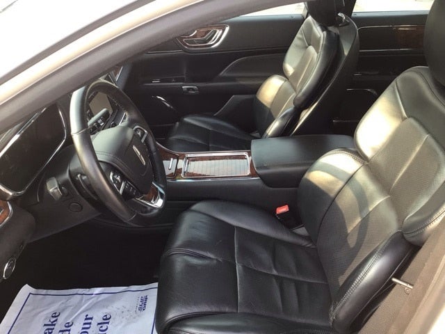 2018 Lincoln Continental Select