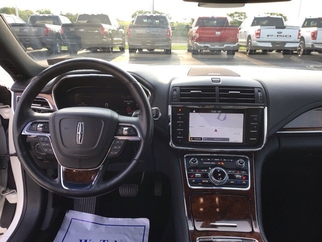 2018 Lincoln Continental Select