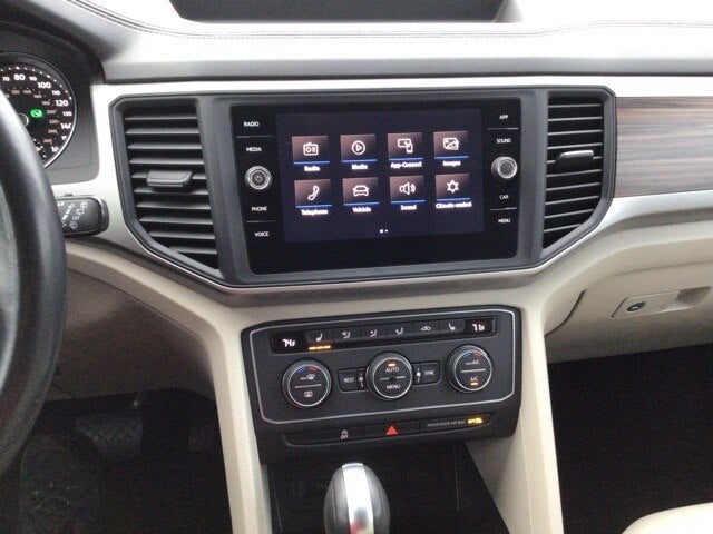 2021 Volkswagen Atlas 3.6L V6 SE w/Technology