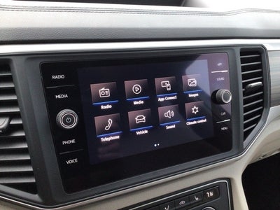 2021 Volkswagen Atlas 3.6L V6 SE w/Technology