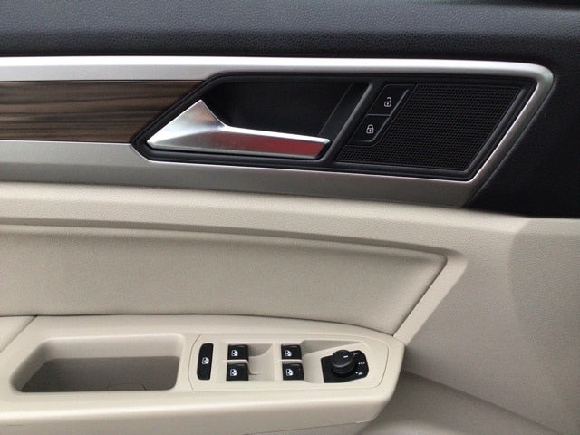 2021 Volkswagen Atlas 3.6L V6 SE w/Technology