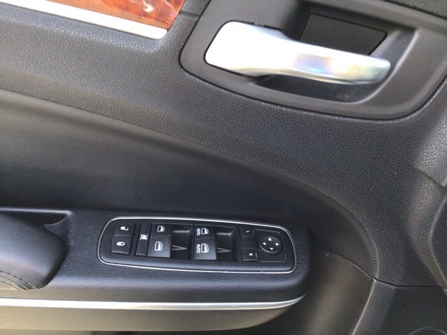 2014 Chrysler 300 Base