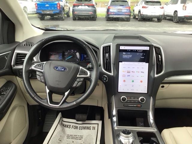 2023 Ford Edge Titanium