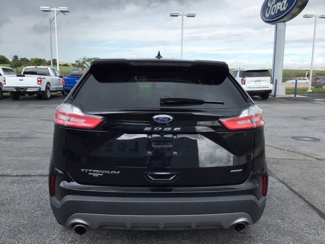2023 Ford Edge Titanium