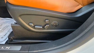 2023 Lincoln Nautilus Black Label