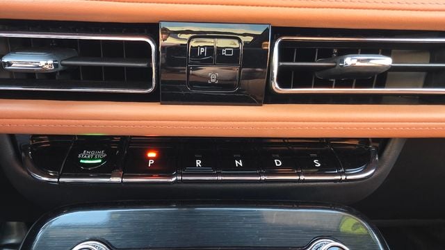 2023 Lincoln Nautilus Black Label