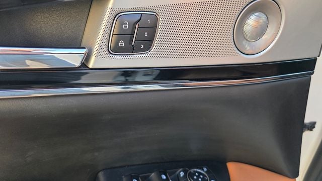 2023 Lincoln Nautilus Black Label