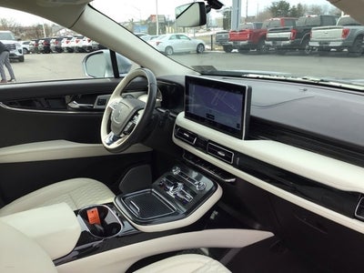 2022 Lincoln Nautilus Black Label