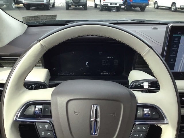 2022 Lincoln Nautilus Black Label