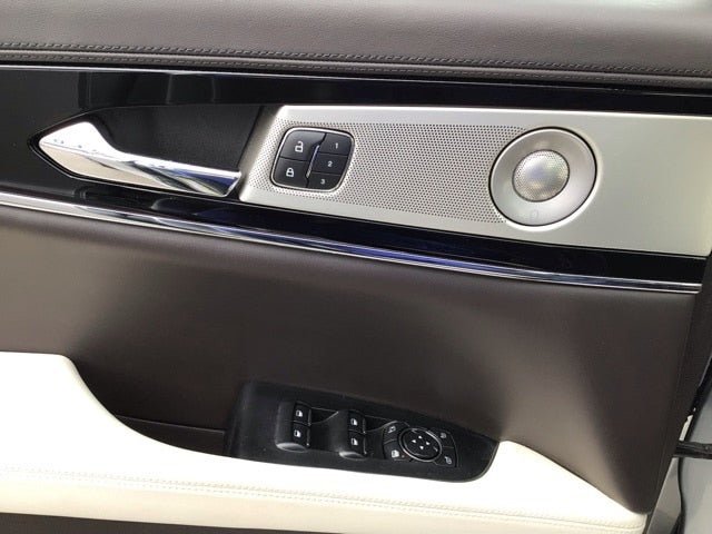 2022 Lincoln Nautilus Black Label