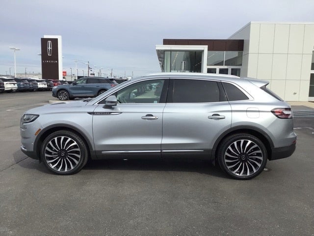 2022 Lincoln Nautilus Black Label