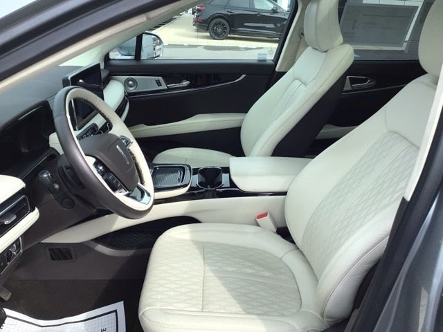 2022 Lincoln Nautilus Black Label