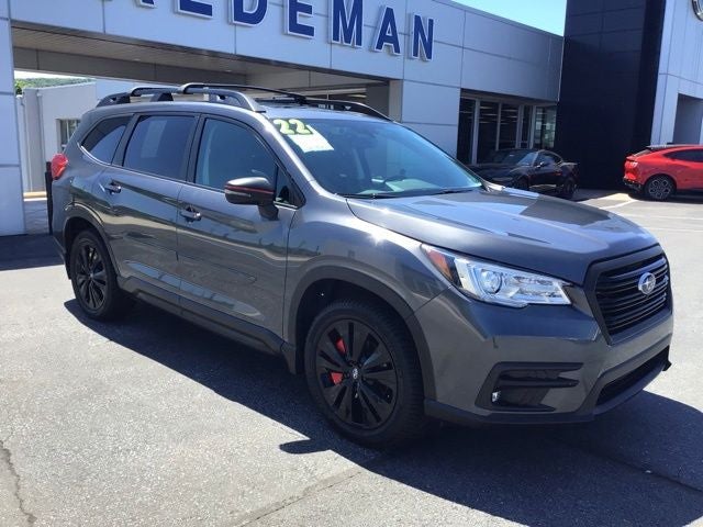 2022 Subaru Ascent Touring's photo