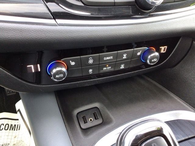 2018 Buick Enclave Essence