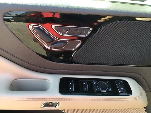 2022 Lincoln Aviator Standard Premium