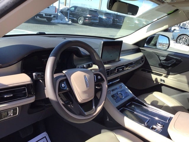 2022 Lincoln Aviator Standard Premium