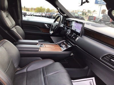 2022 Lincoln Navigator L L Black Label
