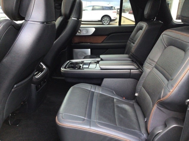 2022 Lincoln Navigator L L Black Label