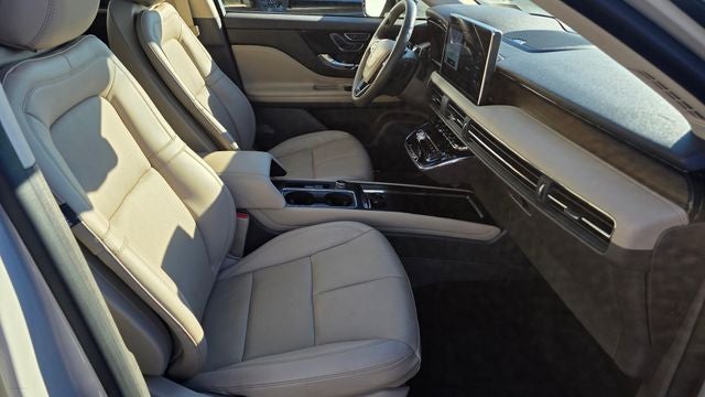 2023 Lincoln Corsair Plug-In Hybrid Grand Touring