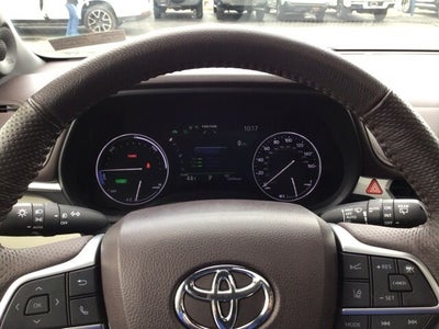 2023 Toyota Sienna Platinum 7 Passenger