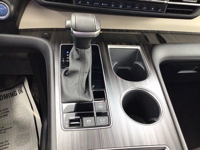 2023 Toyota Sienna Platinum 7 Passenger