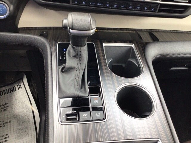 2023 Toyota Sienna Platinum 7 Passenger