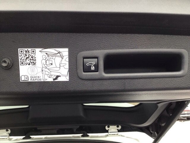 2023 Toyota Sienna Platinum 7 Passenger