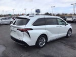 2023 Toyota Sienna Platinum 7 Passenger