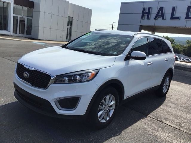Used 2018 Kia Sorento LX with VIN 5XYPGDA31JG424342 for sale in Allentown, PA