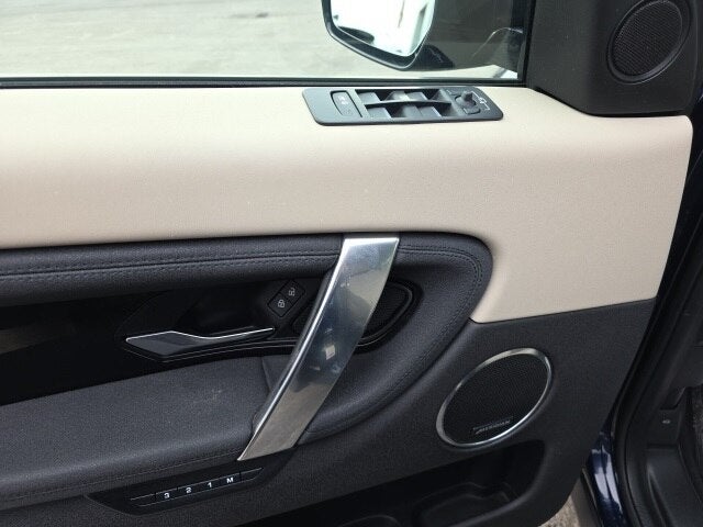 2022 Land Rover Discovery Sport SE