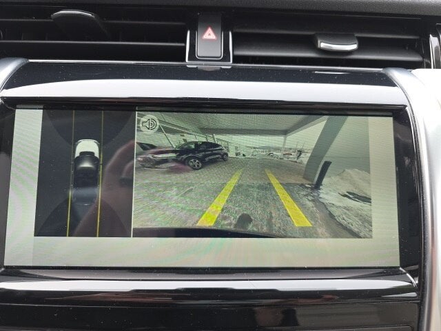 2022 Land Rover Discovery Sport SE