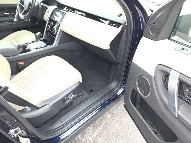 2022 Land Rover Discovery Sport SE