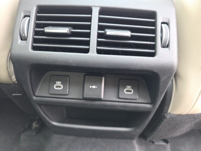 2022 Land Rover Discovery Sport SE